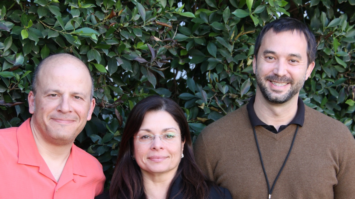 CHDI’s top scientists: (left to right) Chief Scientific Officer Robert Pacifici, Vice President (Chemistry) Celia Dominguez and Vice President (Biology) Ignacio Muñoz-Sanjuan