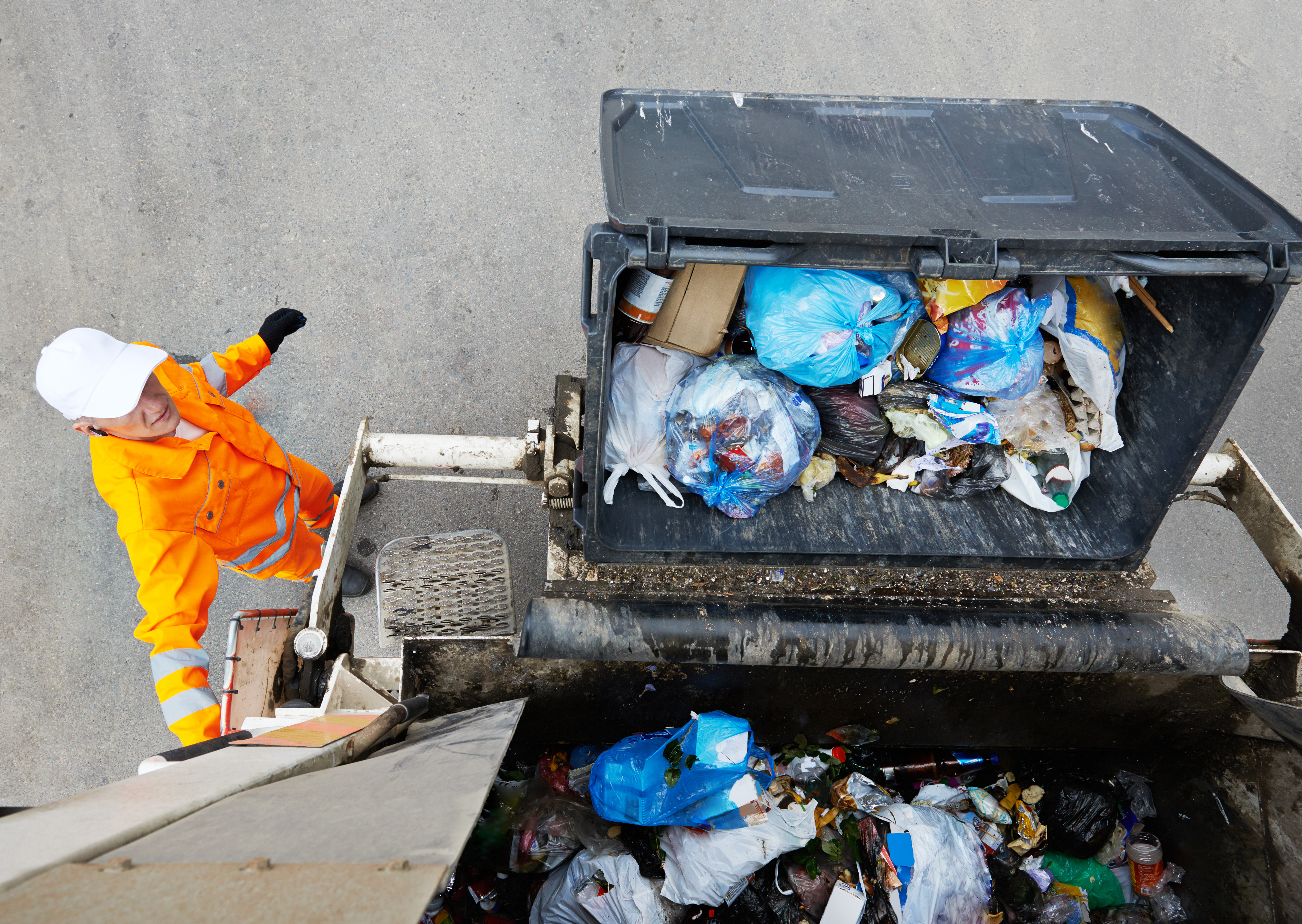 LC3 is like the garbage collector who hangs off the back of the truck, methodically picking up garbage bags around the neighbourhood and dumping them into the compactor.  