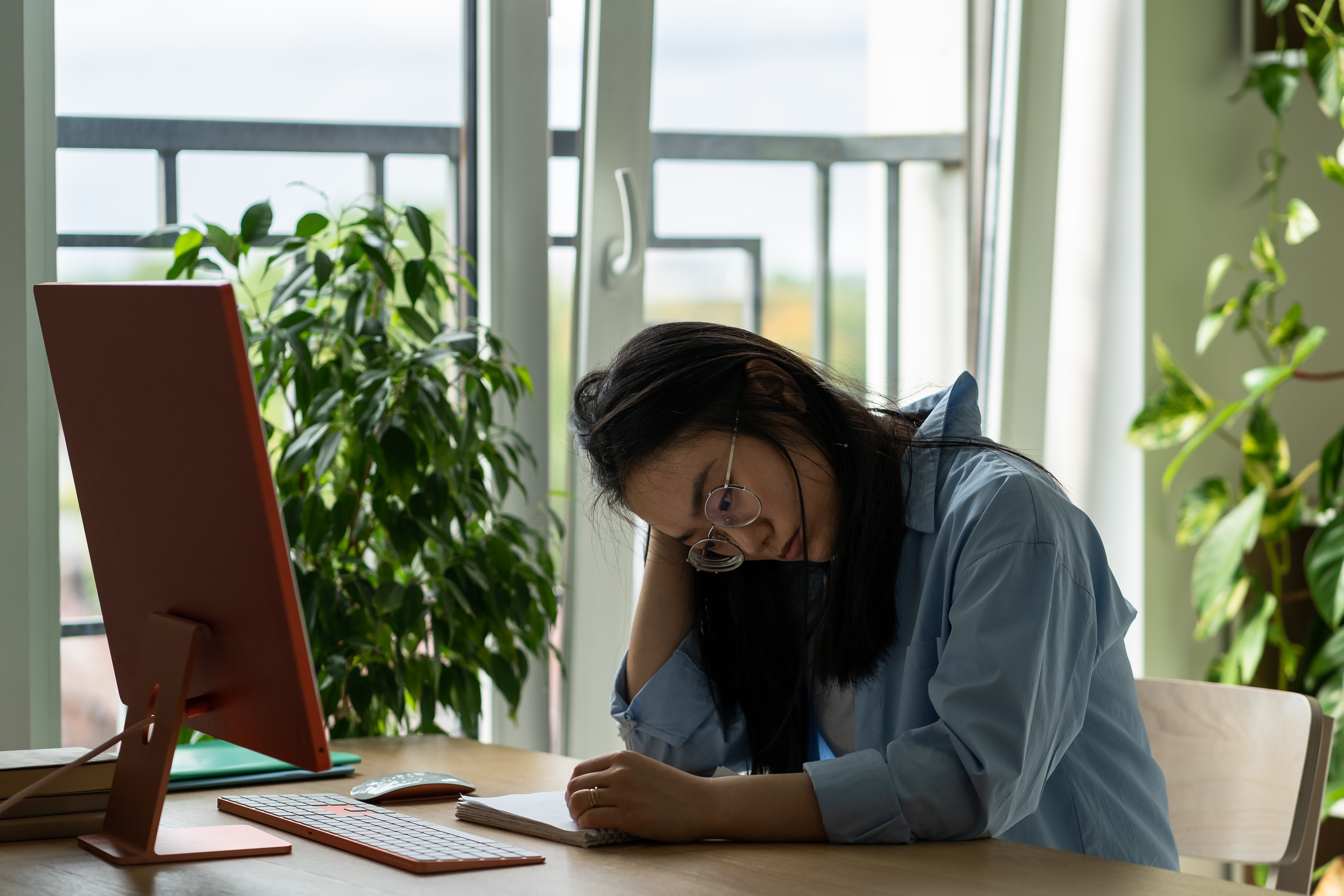 Apathy in Huntington's disease isn't just laziness and a lack of motivation. It's a change in how tasks are viewed as a cost vs. reward, causing the brain to weigh whether something is worth the effort.