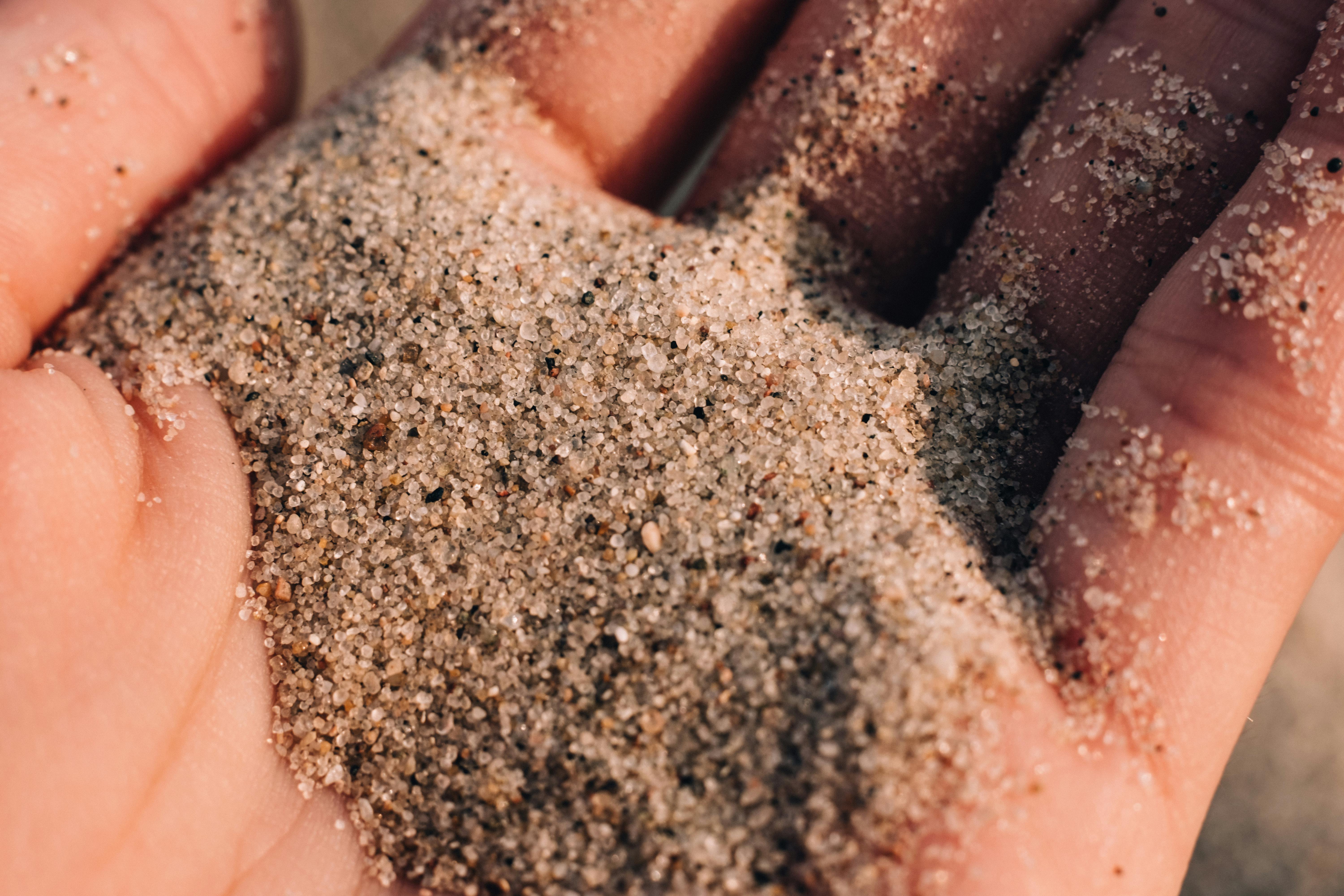 Advancements in techniques that analyze tissue allow researchers to look at single cells within a tissue sample. This is like analyzing individual grains of sand for differences, rather than looking at the entire beach.