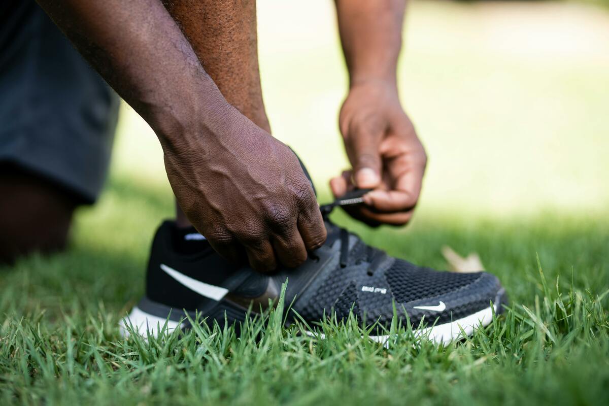 Focusing on improving cardiovascular health could do more than just provide benefits for your heart, it may also play a key role in overall brain health! A key blood biomarker that increases with brain cell breakdown seems to be lowered with improved heart health, which is particularly important for people with brain diseases like Huntington’s.