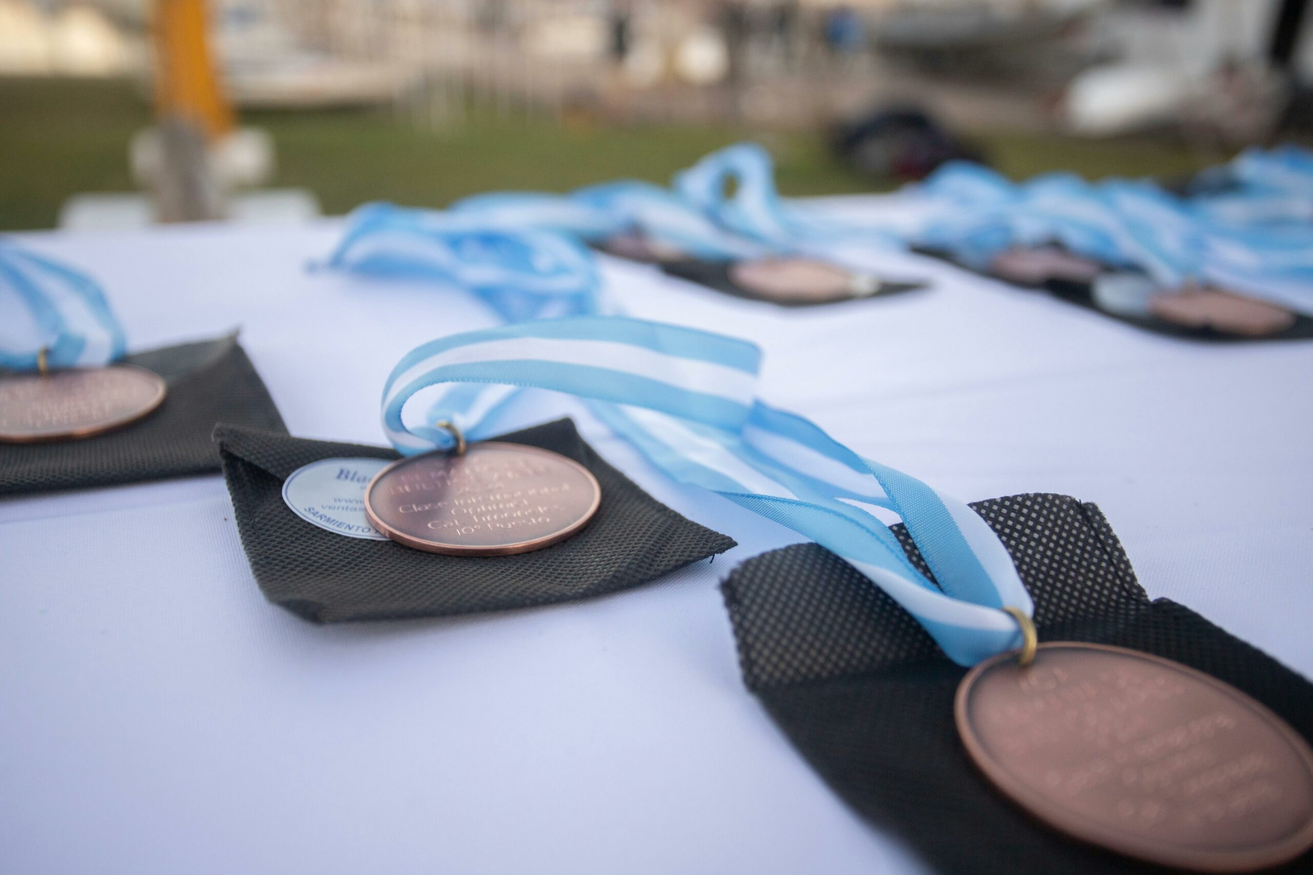 The 2025 HDBuzz Prize for Young Science Writers Is Open!